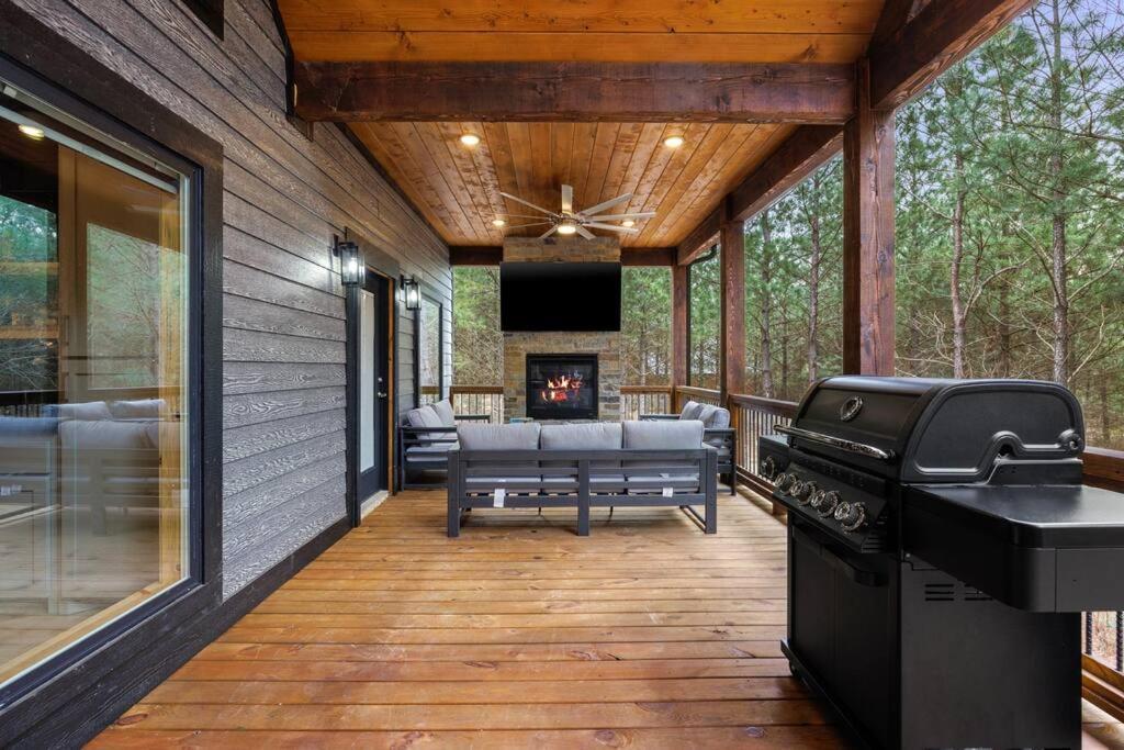 Lone Pine Lodge. Brand New! 2 Bedroom Luxury Cabin. Broken Bow Luaran gambar