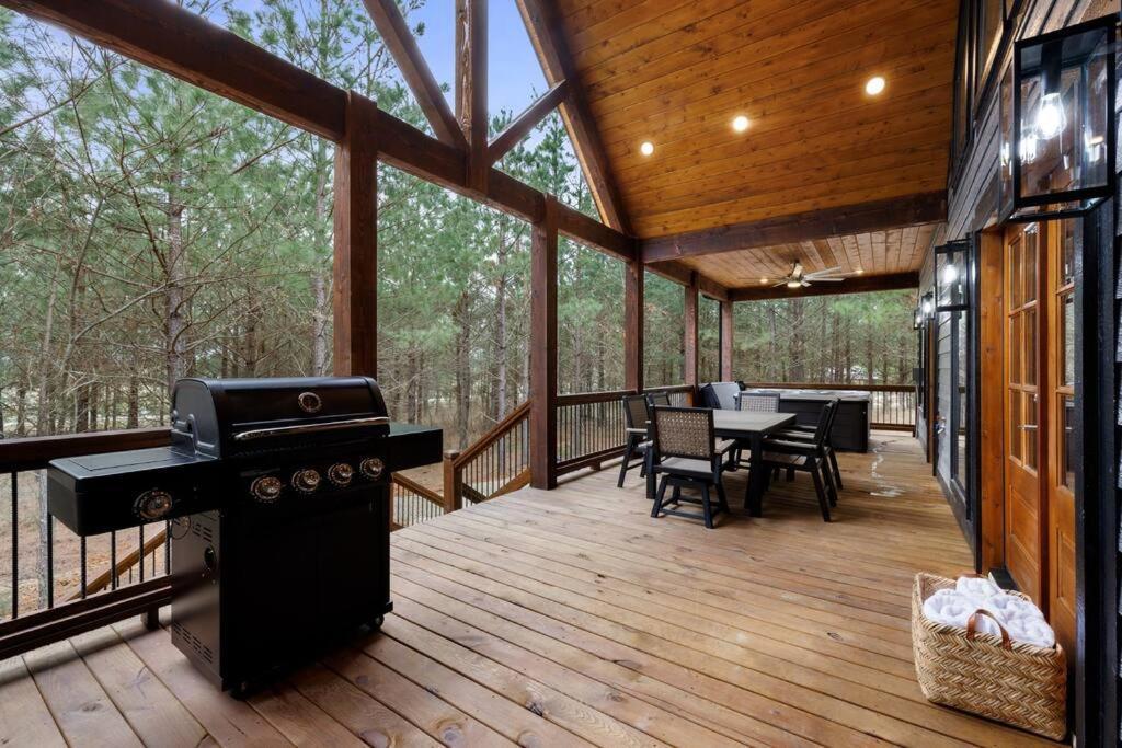 Lone Pine Lodge. Brand New! 2 Bedroom Luxury Cabin. Broken Bow Luaran gambar