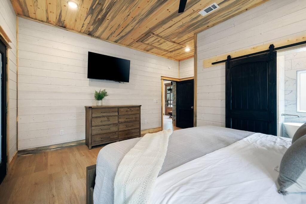 Lone Pine Lodge. Brand New! 2 Bedroom Luxury Cabin. Broken Bow Luaran gambar