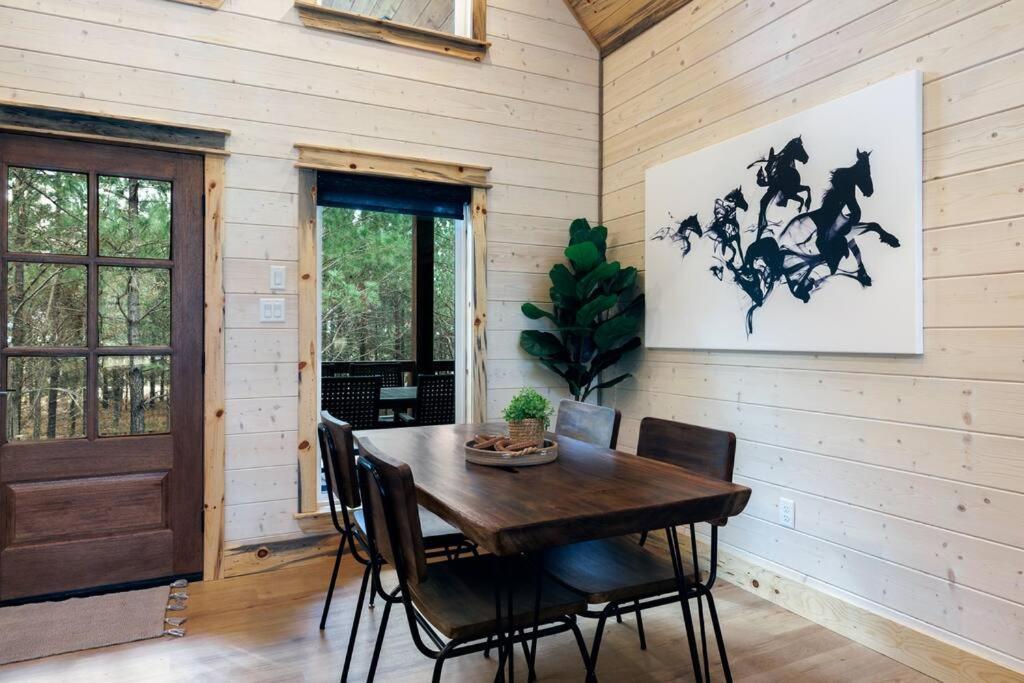 Lone Pine Lodge. Brand New! 2 Bedroom Luxury Cabin. Broken Bow Luaran gambar